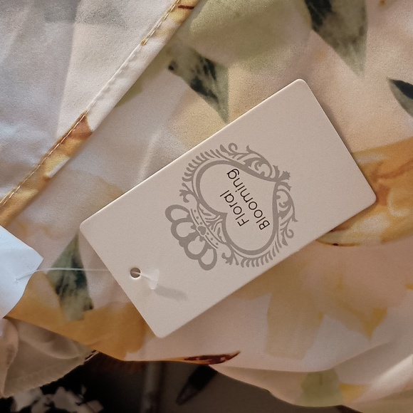 One Shoulder Floral Maxi Dress - Picture 6 of 6